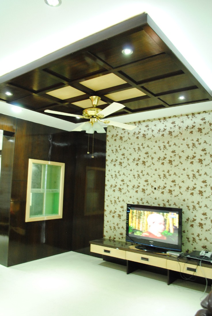 Gold on the ceiling. by Kaushik Kumar
