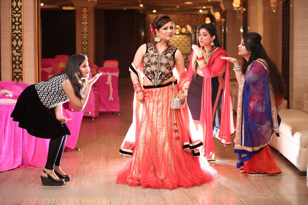 Bride's Attire For The Engagement Day by Mohit Wedding-photography Wedding-dresses | Weddings Photos & Ideas
