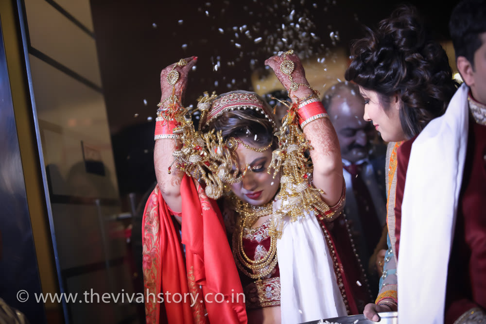Candid Shot Of The Bride by Mohit Wedding-photography | Weddings Photos & Ideas