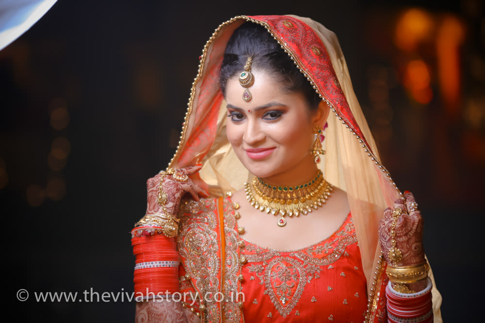 Traditional Wedding Day Jewellery For The bride by Mohit Wedding-photography Bridal-jewellery-and-accessories Bridal-makeup | Weddings Photos & Ideas