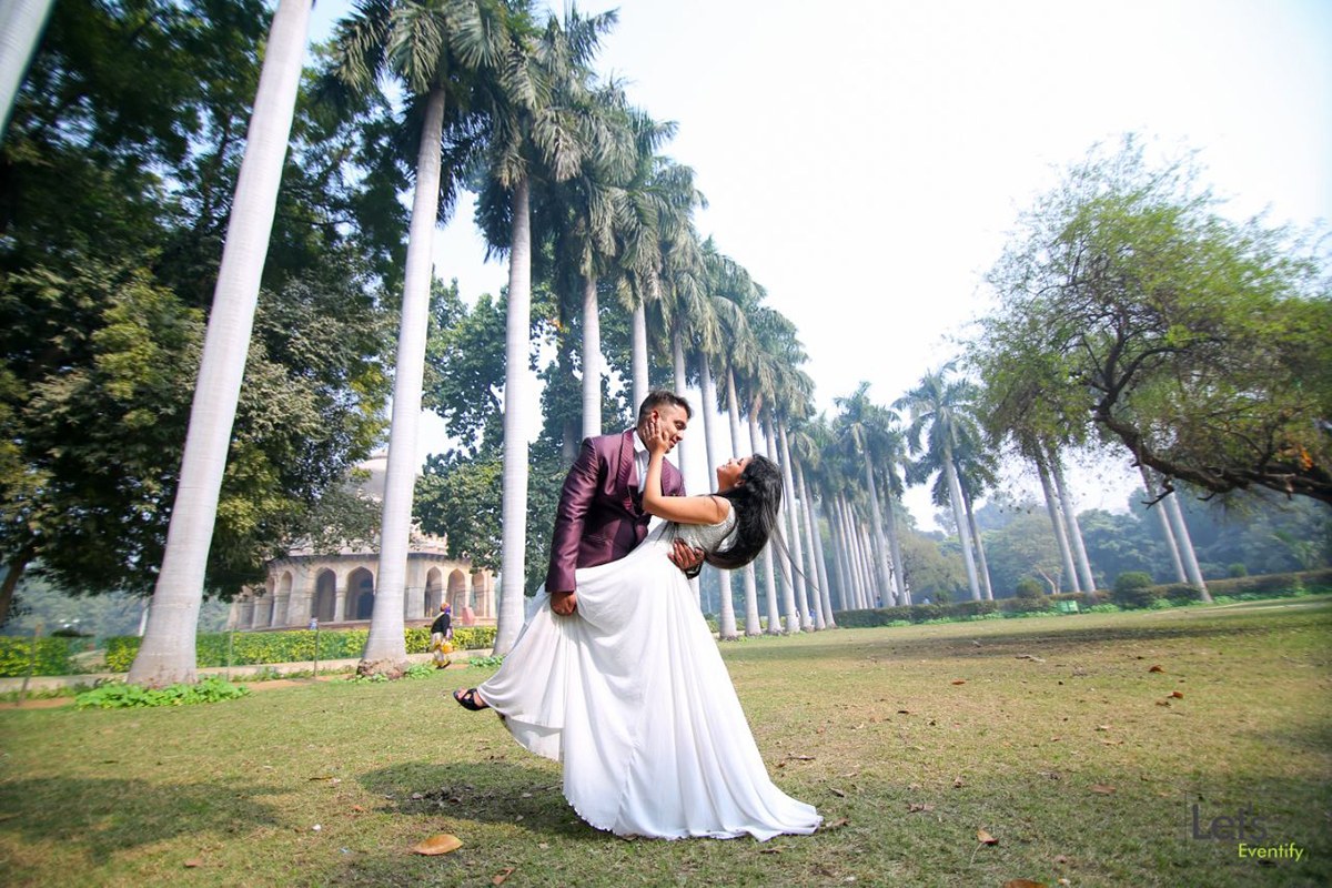 Perfect Pose by Let's Eventify Wedding-photography | Weddings Photos & Ideas