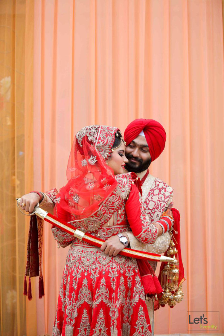 Punjabi Wedding by Let's Eventify Wedding-photography Bridal-jewellery-and-accessories Groom-wear-and-accessories | Weddings Photos & Ideas