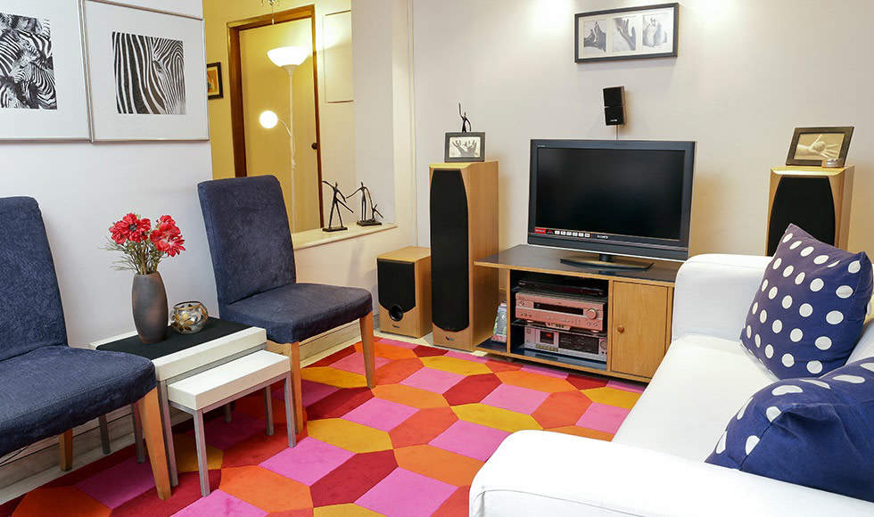 Modern Small Living Room by Sidd Sharma Living-room Modern | Interior Design Photos & Ideas
