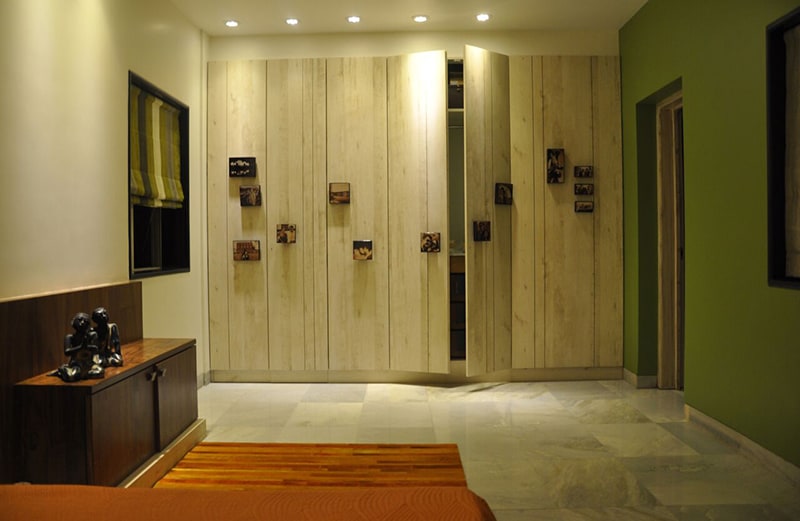 Bedroom With Earth Yellow Shaded Wardrobe by Chaitali D Parikh Contemporary | Interior Design Photos & Ideas