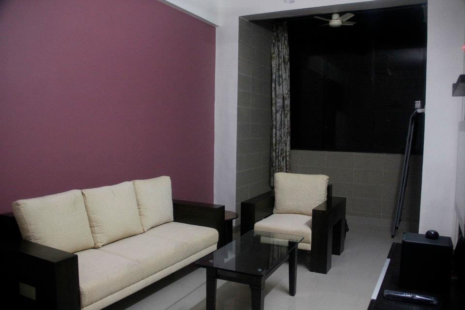 Minimalist Living Room by Nilesh V. Gosavi Living-room Minimalistic | Interior Design Photos & Ideas