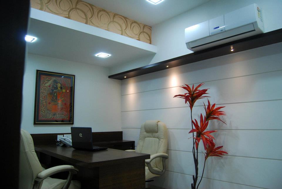 Cozy Office Cabin by Nilesh V. Gosavi Contemporary | Interior Design Photos & Ideas