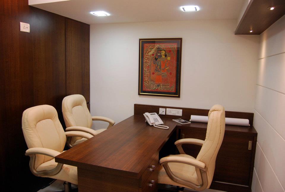 Traditional Office Space by Nilesh V. Gosavi Traditional | Interior Design Photos & Ideas