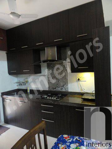 Modern Parallel Modular Kitchen by Nilesh V. Gosavi Modular-kitchen Modern | Interior Design Photos & Ideas