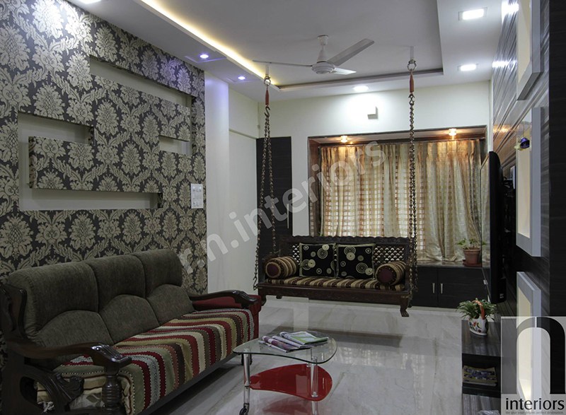 Traditional Living room by Nilesh V. Gosavi Living-room Traditional | Interior Design Photos & Ideas