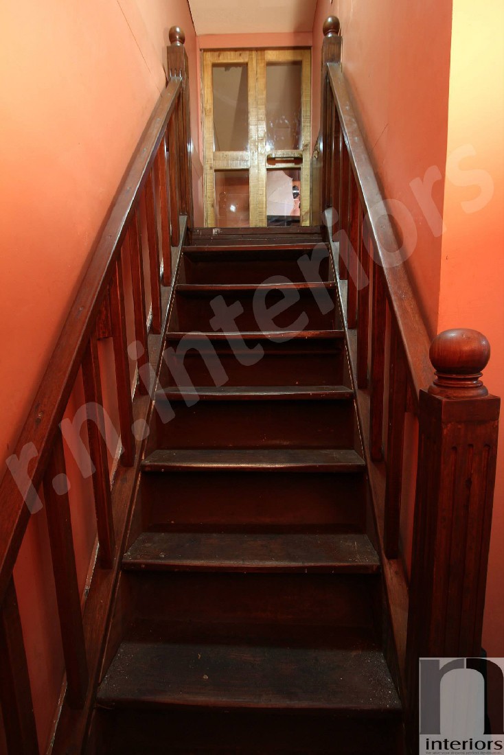 Traditional Staircase by Nilesh V. Gosavi Indoor-spaces Traditional | Interior Design Photos & Ideas