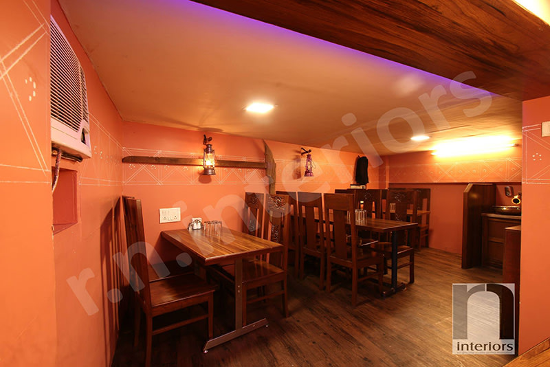Traditional Fine DIne Restaurant by Nilesh V. Gosavi Traditional | Interior Design Photos & Ideas
