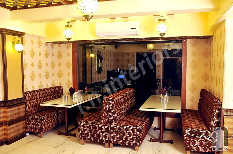 Contemporary Fine Din Restaurant by Nilesh V. Gosavi Contemporary | Interior Design Photos & Ideas