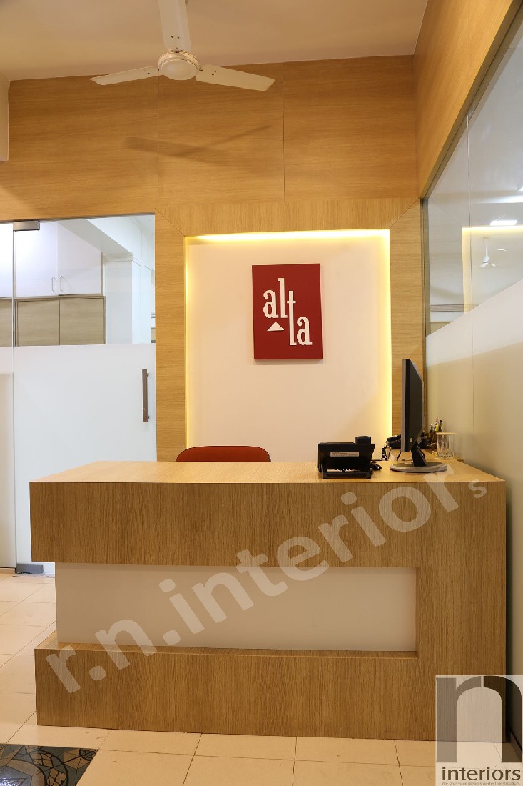 Modern office Reception by Nilesh V. Gosavi Modern | Interior Design Photos & Ideas