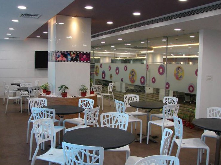 White wheels by Vibhor Mukul Singh Contemporary | Interior Design Photos & Ideas