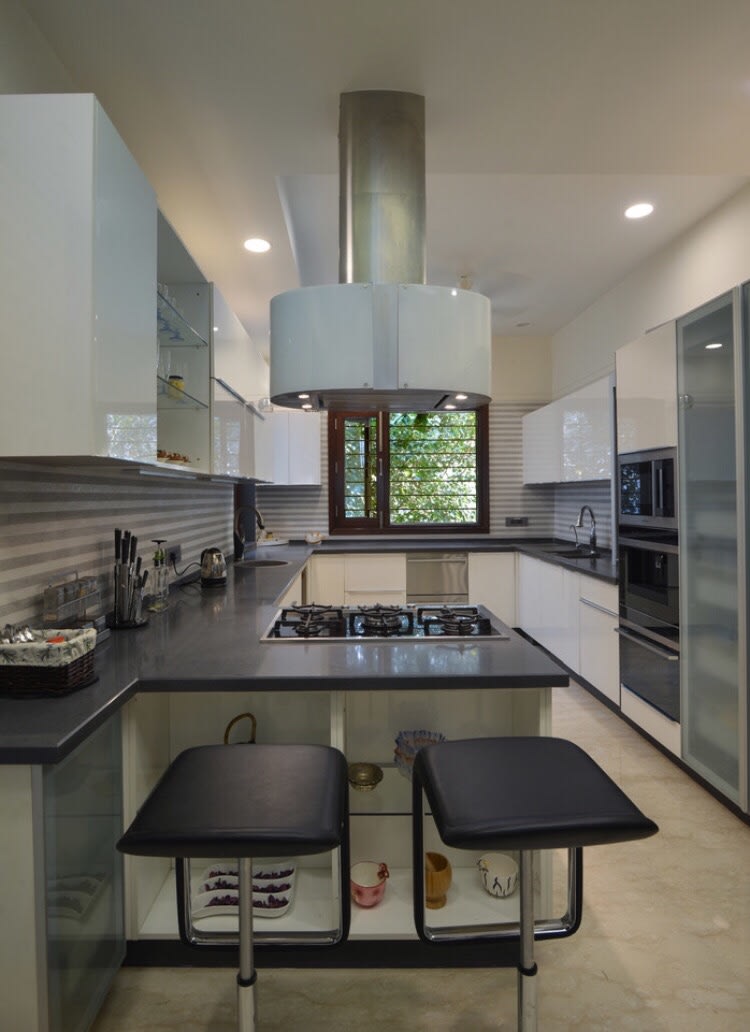 White Themed Open Peninsula Kitchen by Ganpat mistry Modular-kitchen Modern | Interior Design Photos & Ideas