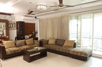 The Classy Living by Plus One Interiors Modern | Interior Design Photos & Ideas