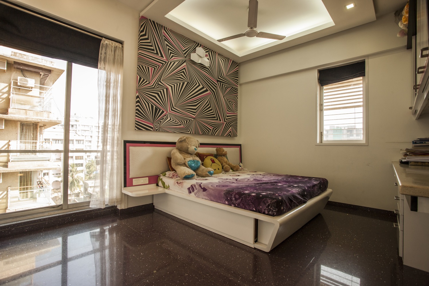 Glossy Marble by Plus One Interiors Bedroom Minimalistic | Interior Design Photos & Ideas