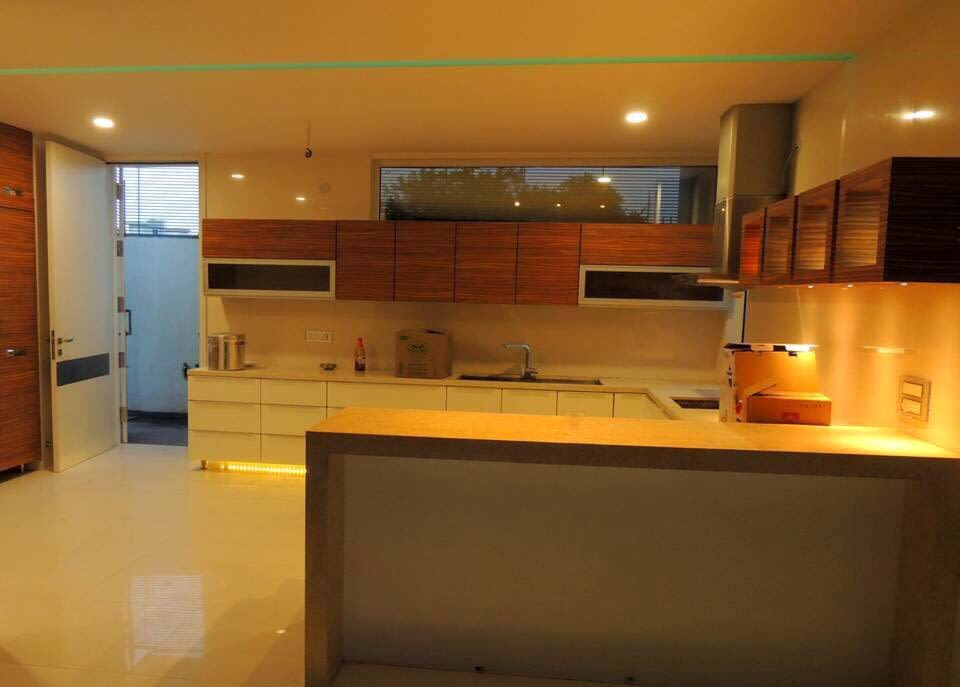 Modular Kitchen by Space It Up Modular-kitchen Modern | Interior Design Photos & Ideas