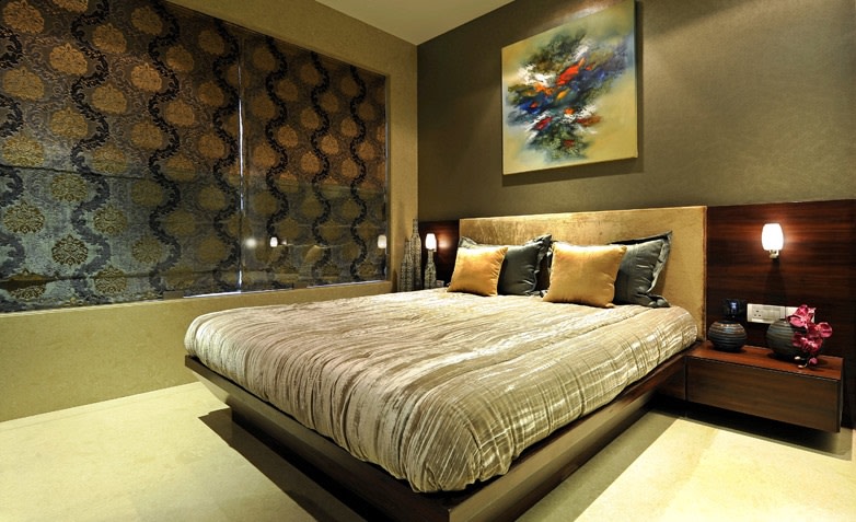 Spacious Bedroom With Designer Curtains by Jeetan Ranpura Bedroom Contemporary | Interior Design Photos & Ideas