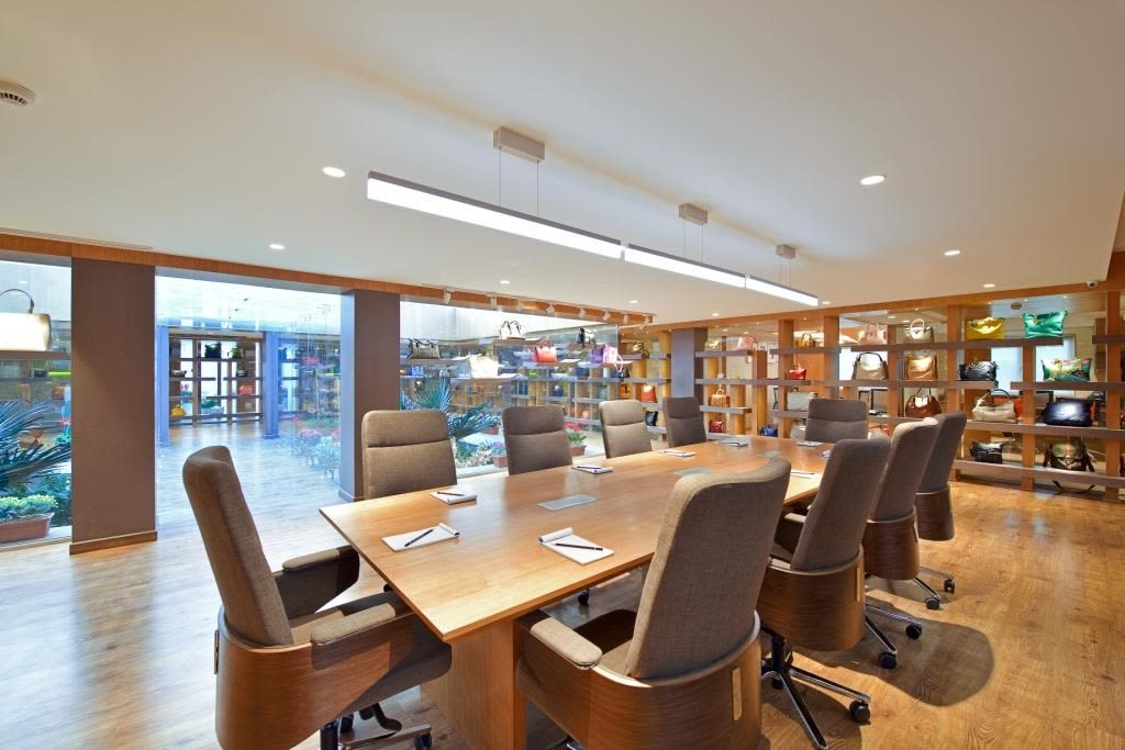 Modern Meeting Room by Jeetan Ranpura Contemporary | Interior Design Photos & Ideas
