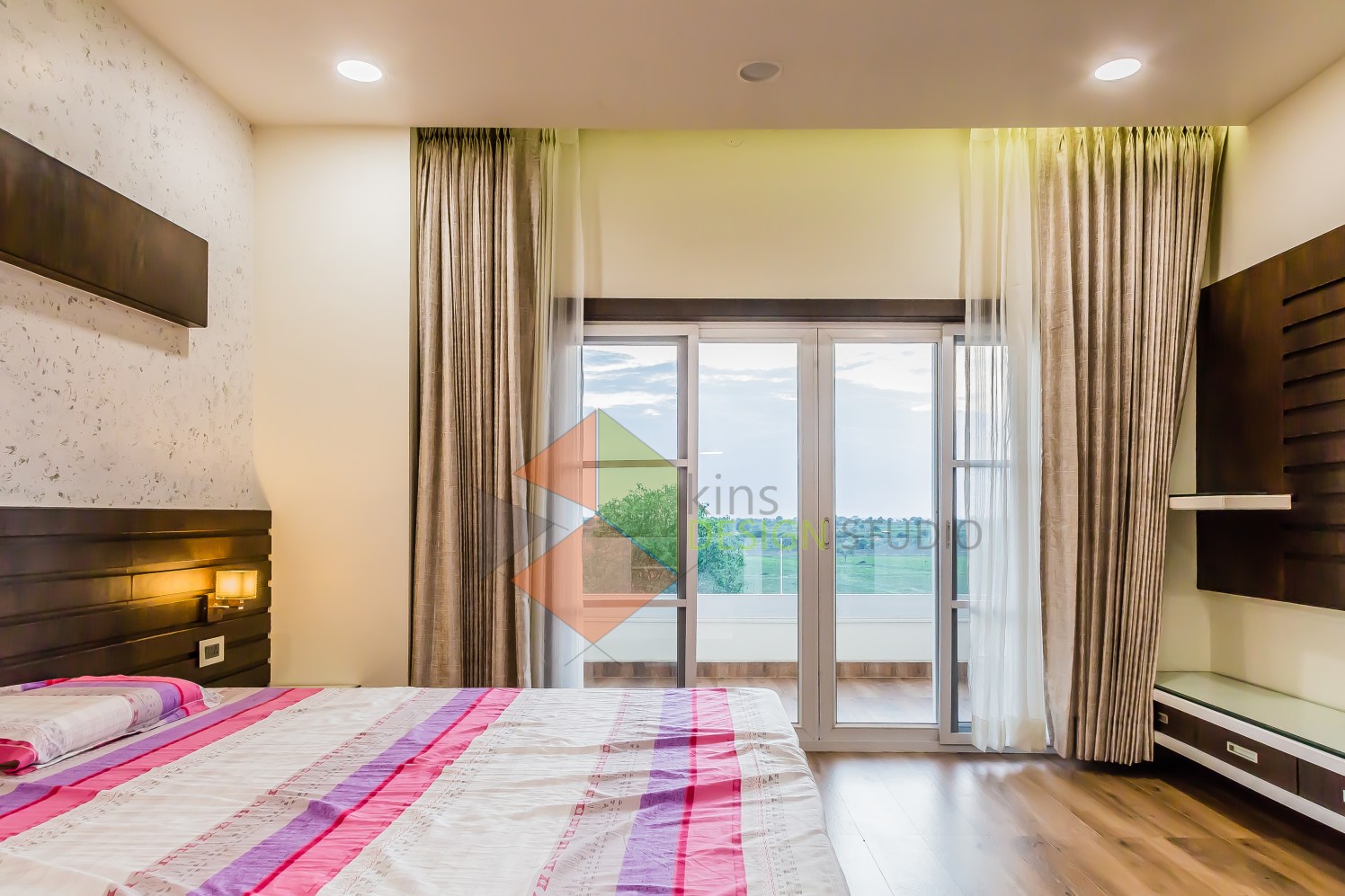 Balcony View by Kinnera Naresh Bedroom Modern | Interior Design Photos & Ideas
