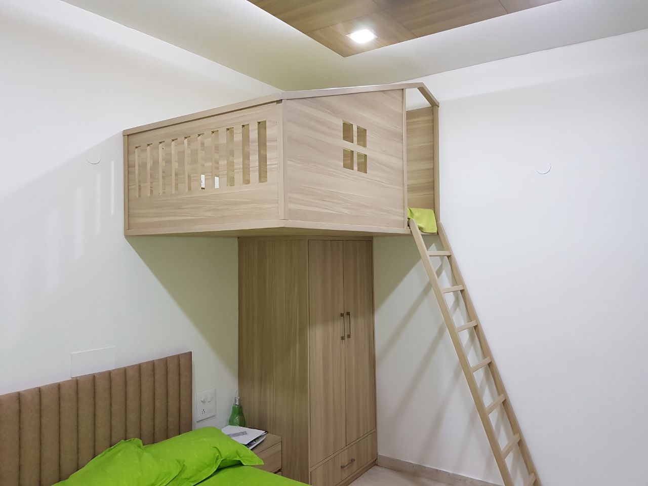 Woodpecker's Room by Gunmant Singh Contemporary | Interior Design Photos & Ideas