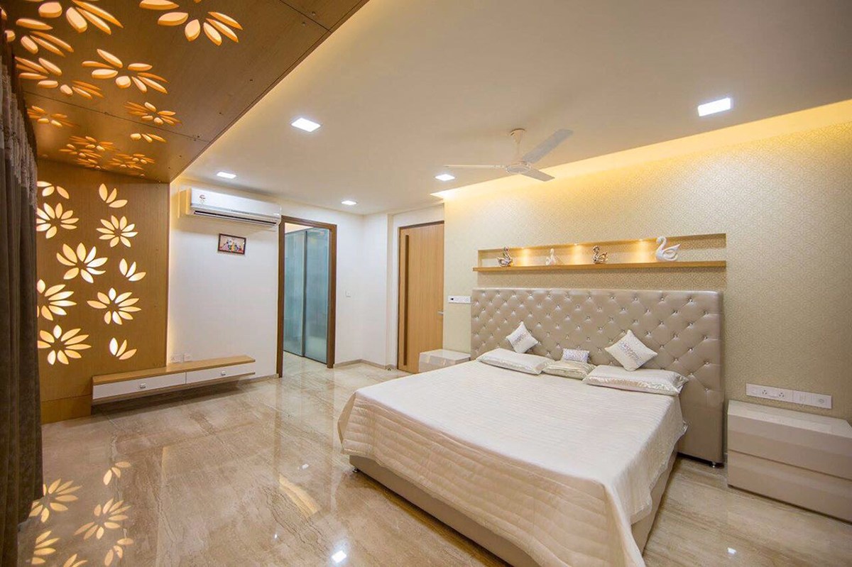 Golden Elegance by Home Designs And Interiors Modern | Interior Design Photos & Ideas
