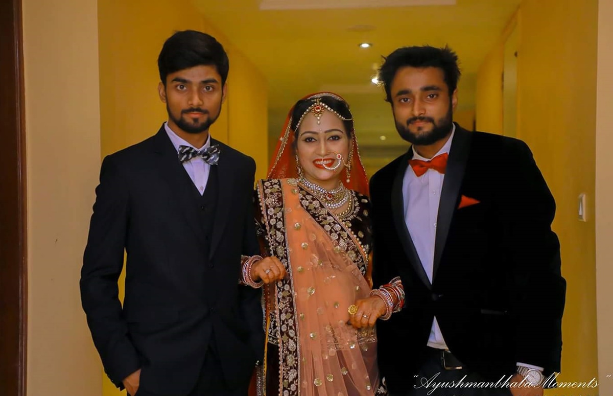 Family Shot by Ayushmanbhaba Moments Wedding-photography | Weddings Photos & Ideas