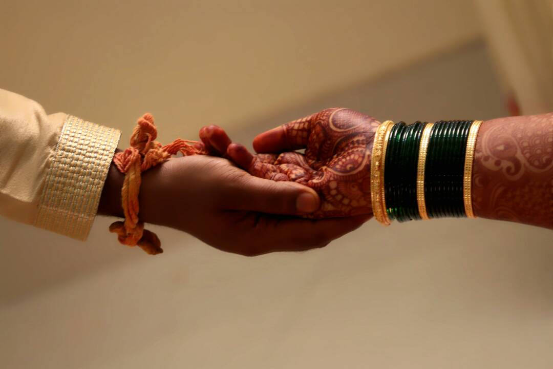 Forever Yours by Shubham Yelgunde Photography Wedding-photography Bridal-jewellery-and-accessories | Weddings Photos & Ideas