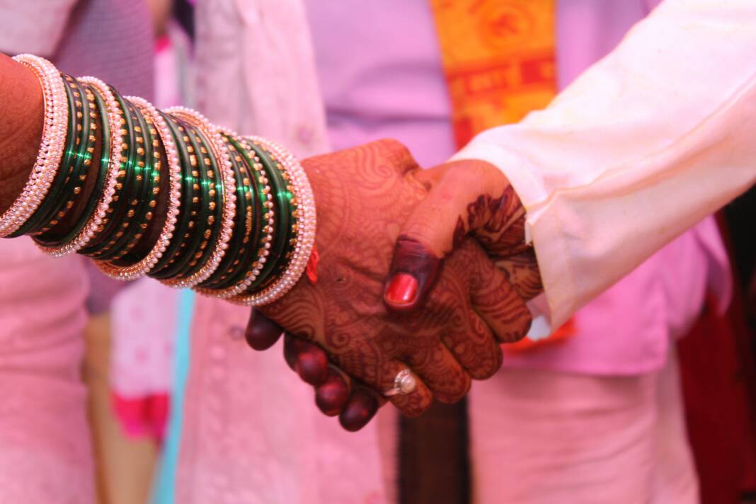 Forever Together by Shubham Yelgunde Photography Wedding-photography Bridal-jewellery-and-accessories | Weddings Photos & Ideas