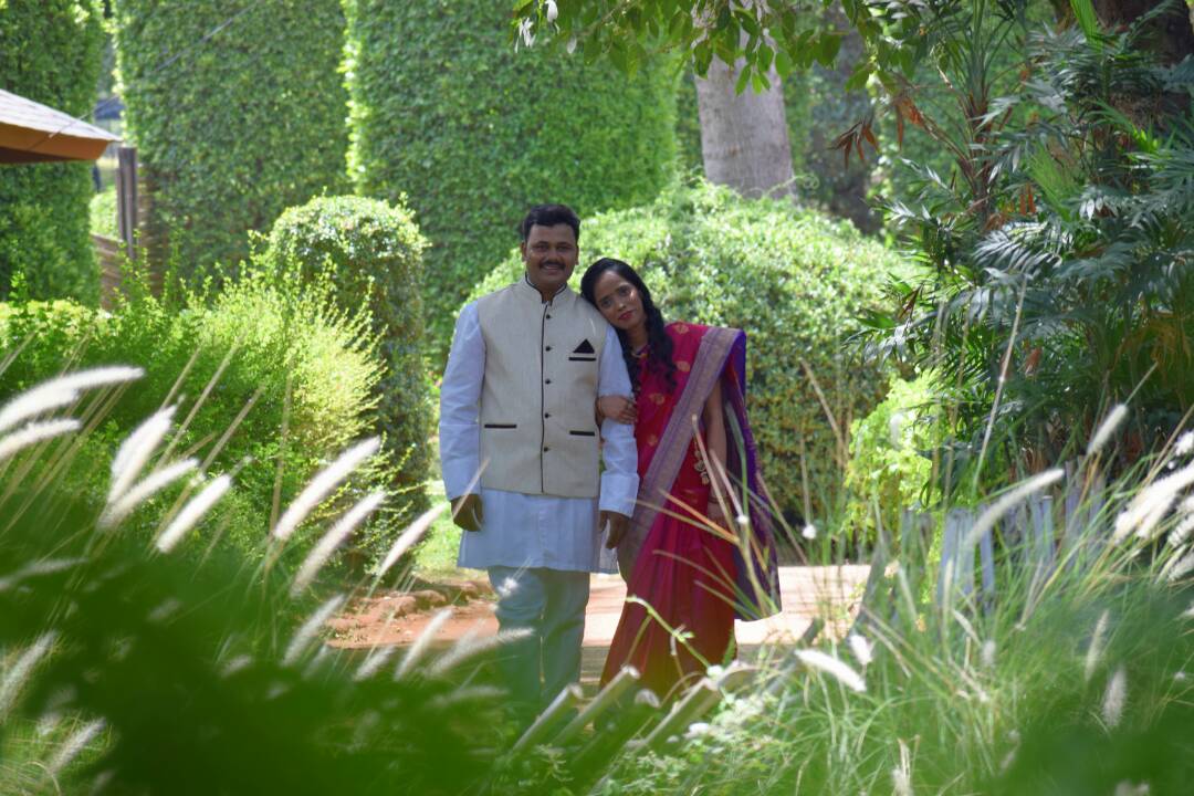 A silent conversation by Shubham Yelgunde Photography Wedding-photography | Weddings Photos & Ideas
