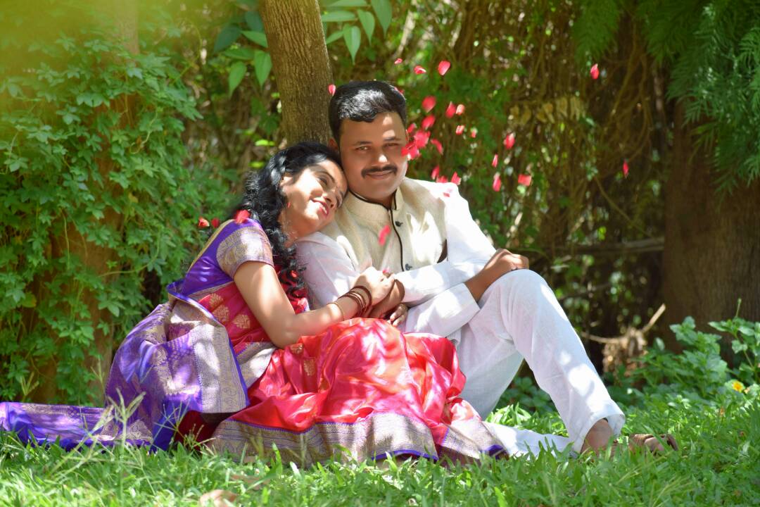 A silent conversation by Shubham Yelgunde Photography Wedding-photography | Weddings Photos & Ideas