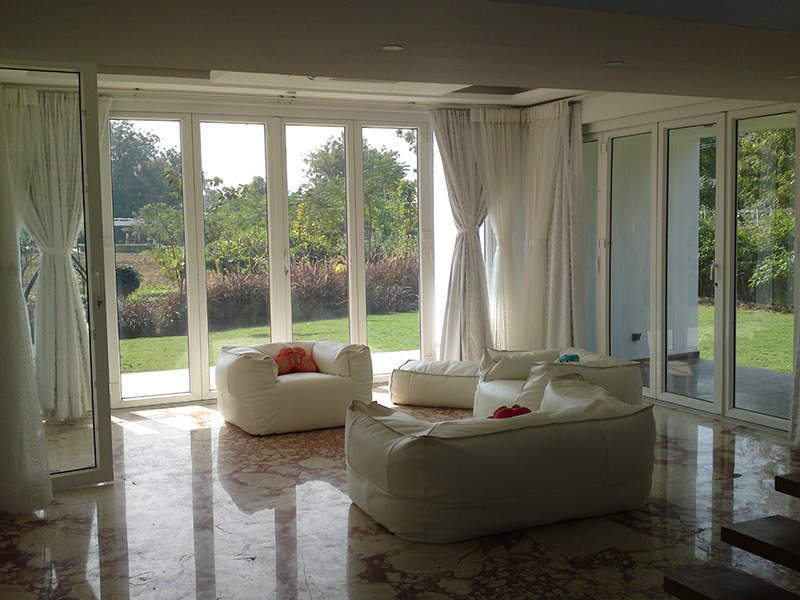 Modern Living Room by Deepti Srivastava Living-room Contemporary | Interior Design Photos & Ideas