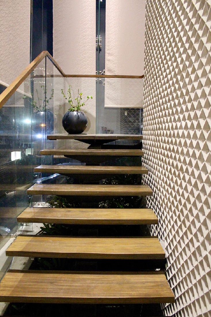 Stairways to Heaven by Anil Verma Modern | Interior Design Photos & Ideas