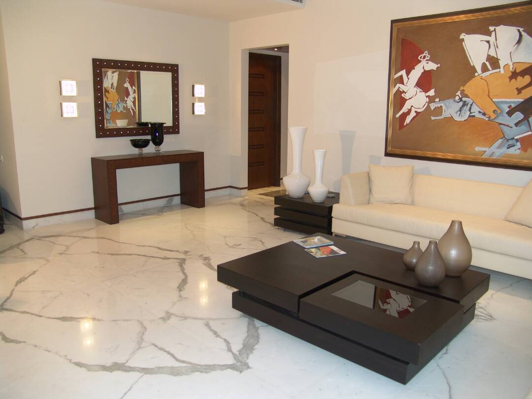 Clean Marble by Shivam Gupta Modern | Interior Design Photos & Ideas