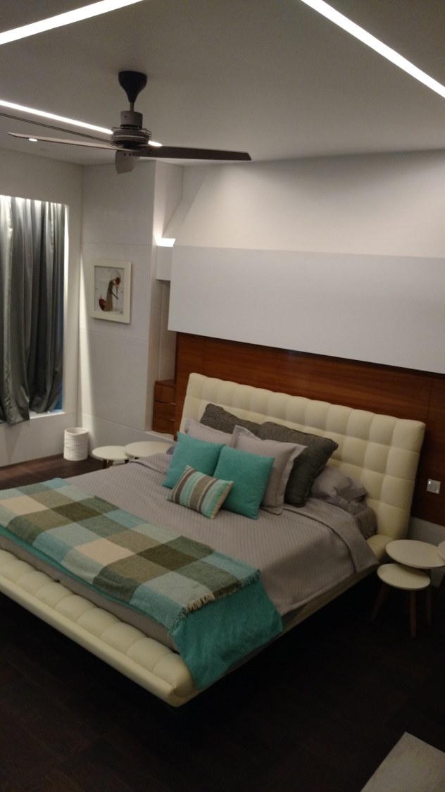 Aquatic Blues In Your Room by Milind Kapadia Contemporary | Interior Design Photos & Ideas