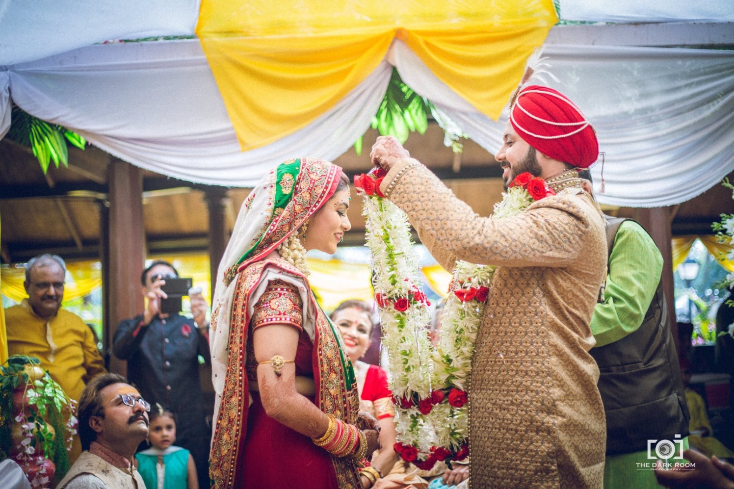 Festoon ritual by The Dark Room Photography Wedding-photography | Weddings Photos & Ideas