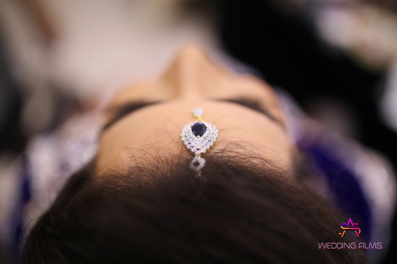 Bride Mang Teeka by Archana Photography Wedding-photography | Weddings Photos & Ideas