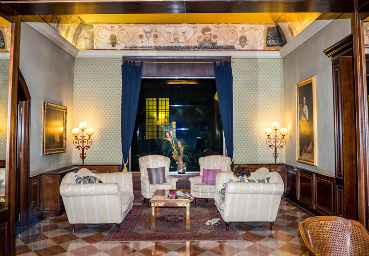 Vintage Gathering Setups by Shyam Gupta Living-room Vintage | Interior Design Photos & Ideas