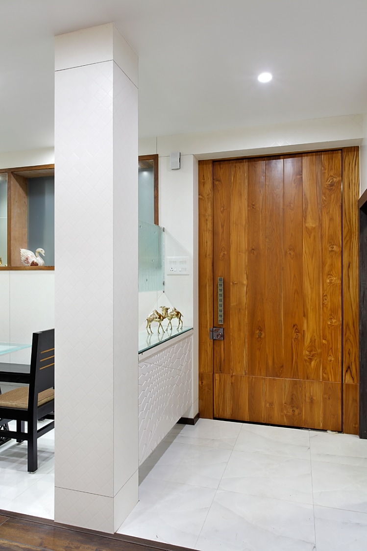 Hallway With Pale Shade Interior by Prashant Ghosh Indoor-spaces Modern | Interior Design Photos & Ideas