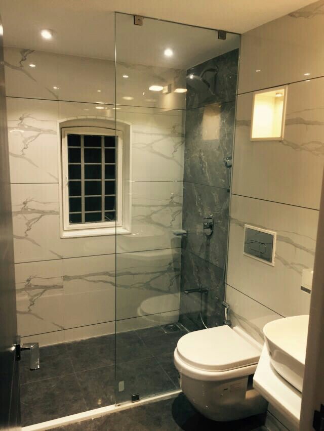 state of the art bathroom by Nirav Shah Modern | Interior Design Photos & Ideas