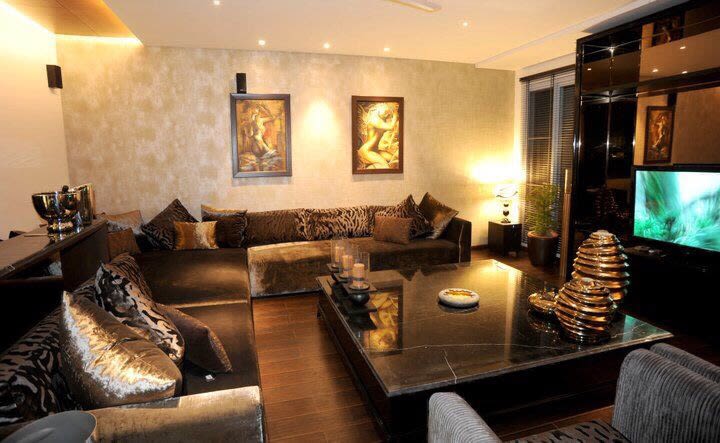 Bedazzling Living Room by Karan Kalra Modern | Interior Design Photos & Ideas