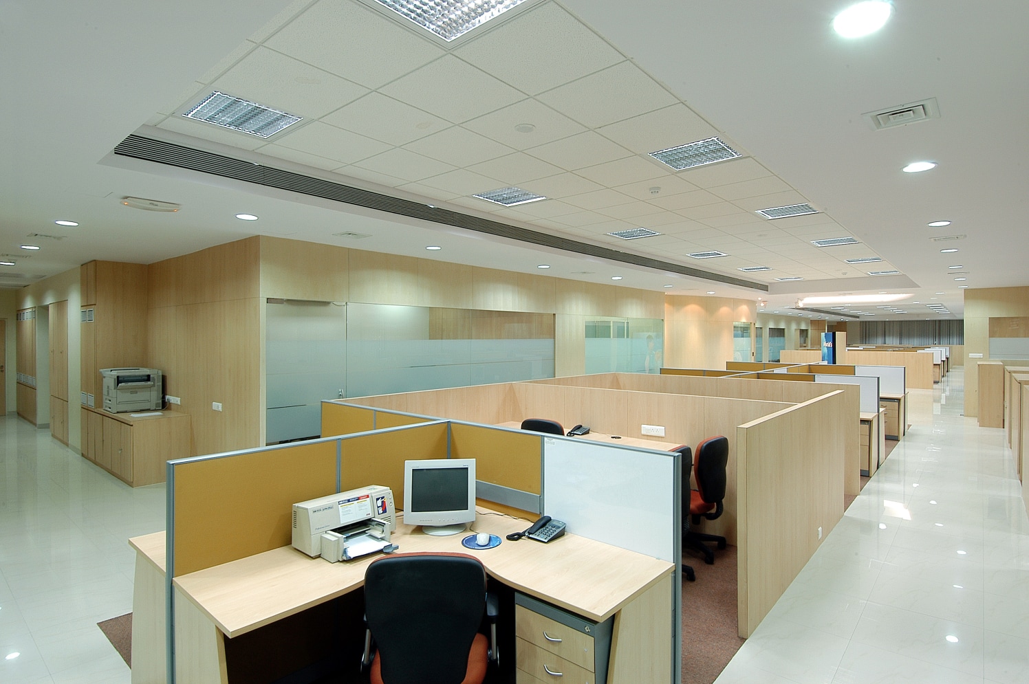 Office Corners by Amin Sha Modern | Interior Design Photos & Ideas