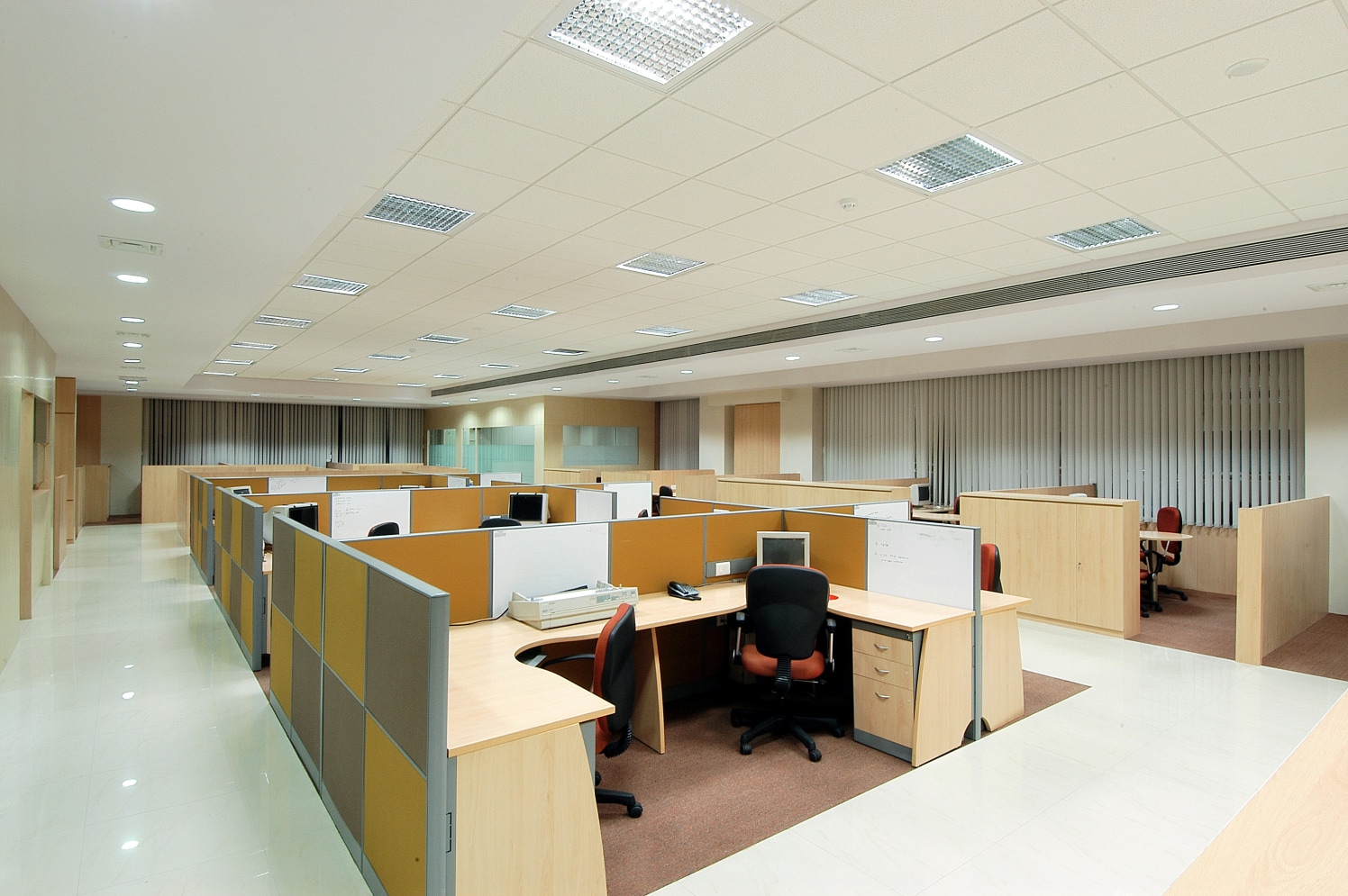 Office Cubicles by Amin Sha Modern | Interior Design Photos & Ideas