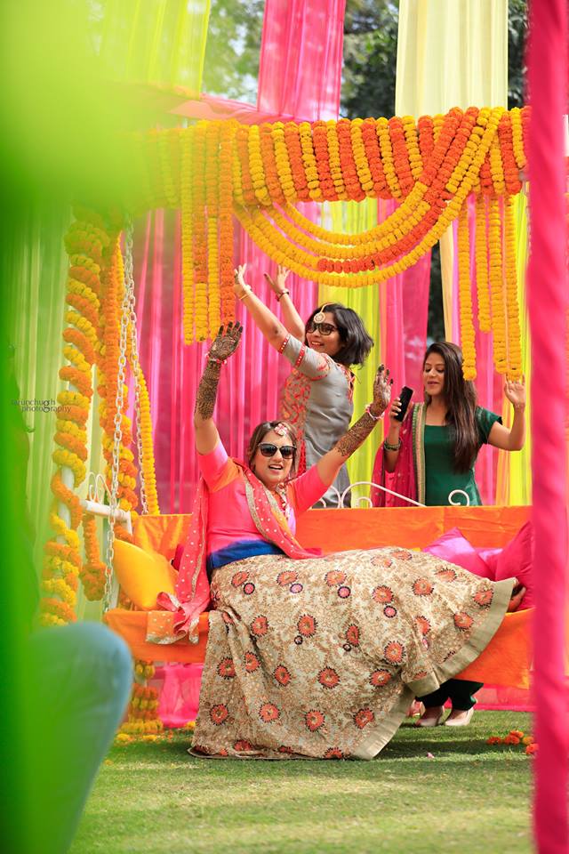 Wedding guest by Tarun Chugh Productions Wedding-photography | Weddings Photos & Ideas