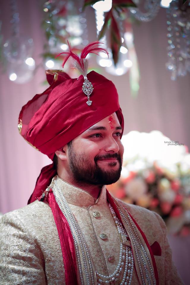 Bearded groom by Tarun Chugh Productions Wedding-photography | Weddings Photos & Ideas