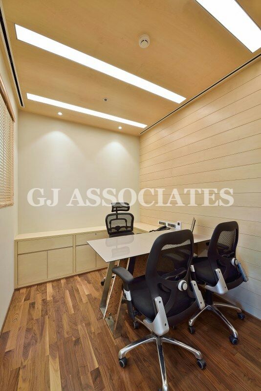 Modern office cabin by Gaurang Jawle Modern | Interior Design Photos & Ideas