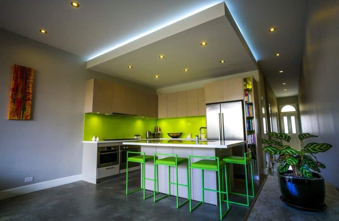 Charismatic diner by Arijit Pandey Contemporary | Interior Design Photos & Ideas