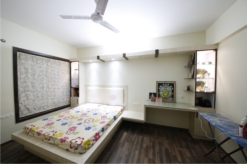 Low Floor Wooden Single Bed and Wooden Vinyl Floor by Rajas Joshi Bedroom Modern | Interior Design Photos & Ideas