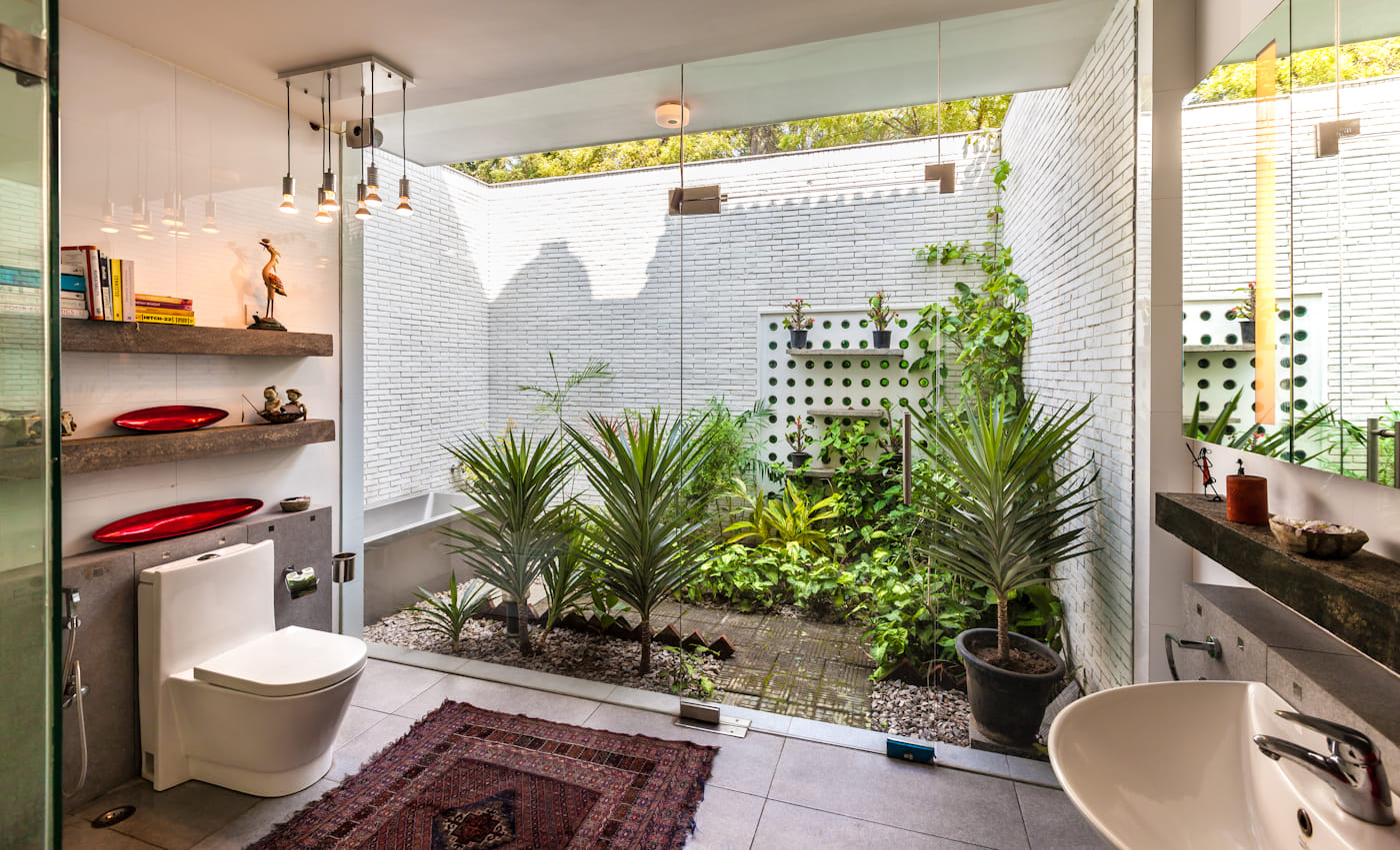Bathroom With Attached Garden by narayan moorthy Bathroom Contemporary | Interior Design Photos & Ideas